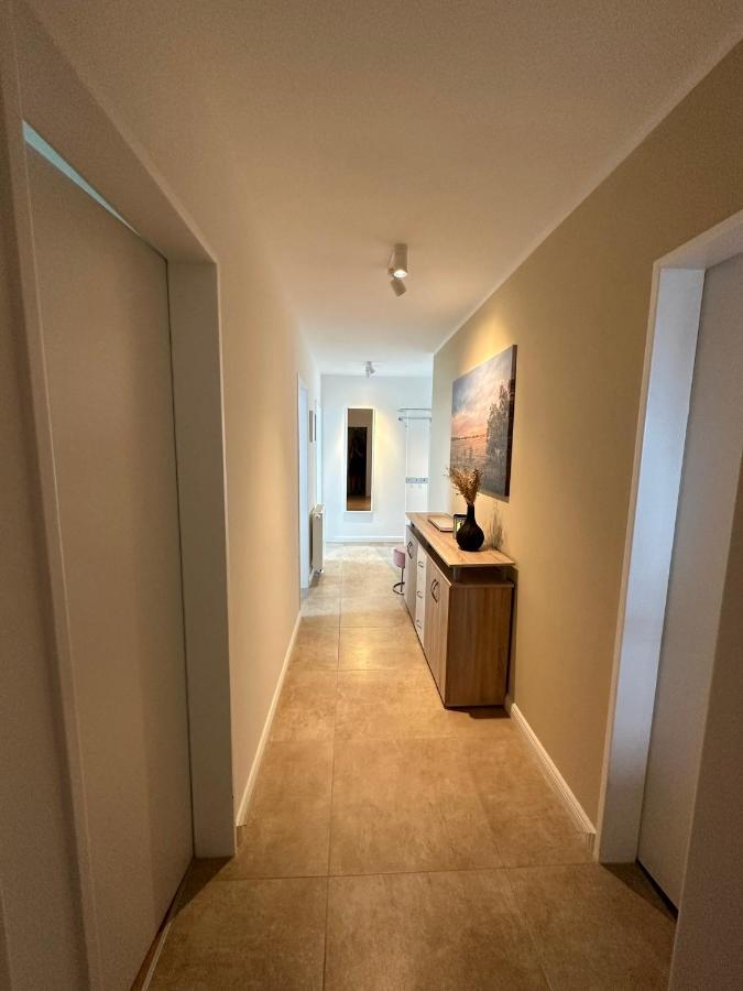 Helle, Grosszuegige Ferienwohnung Fuer 2 - 3 Personen Mit Parkplatz + E-Ladestation In Buchholz, Nordheide ブーフホルツ・イン・デア・ノートハイデ エクステリア 写真