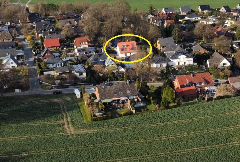 Helle, Grosszuegige Ferienwohnung Fuer 2 - 3 Personen Mit Parkplatz + E-Ladestation In Buchholz, Nordheide ブーフホルツ・イン・デア・ノートハイデ エクステリア 写真